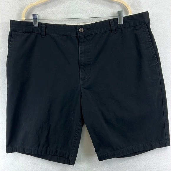 Dockers Men’s Shorts Size 42 10” Inseam Black
100% Cotton Excellent Condition - Picture 1 of 9